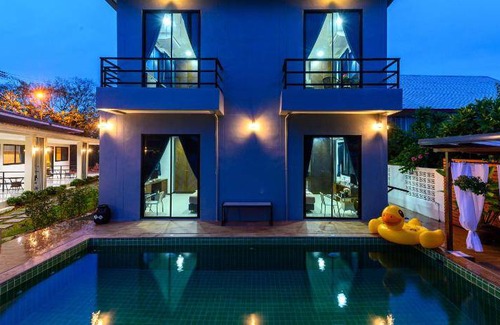 Prachuap Khiri Khan Resort | 56 m² Resort ∙ 2 guests