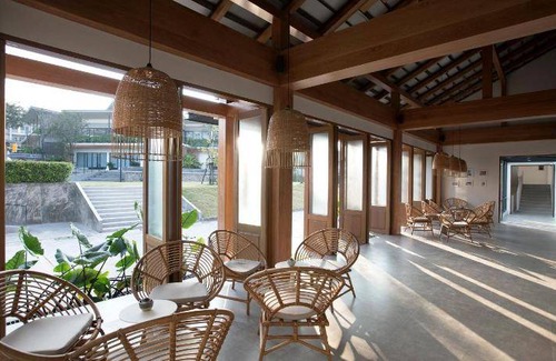 Ranong Hotel | 58 m² Hotel ∙ 127 guests