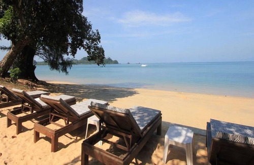 Ranong Resort | 60 m² Resort ∙ 2 bedrooms ∙ 5 guests