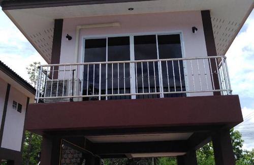 Lampang House | 600 m² House ∙ 3 guests