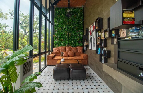 Prachuap Khiri Khan Resort | 61 m² Resort ∙ 2 bedrooms ∙ 4 guests