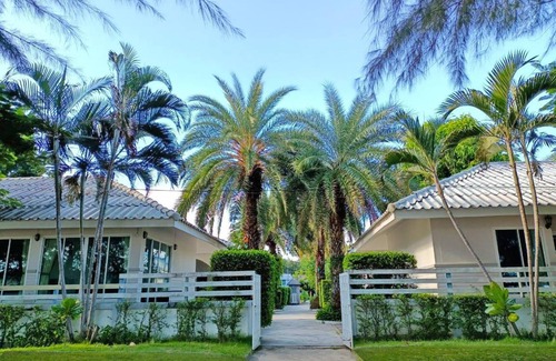 Laem Sing Resort | 66 m² Resort ∙ 6 guests