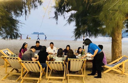 Laem Sing Resort | 66 m² Resort ∙ 6 guests