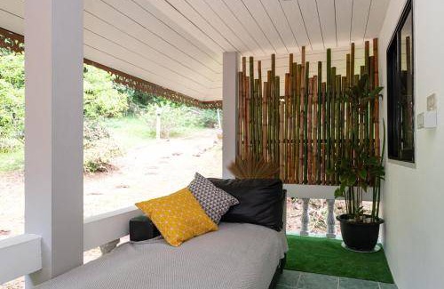 Haad Yao Ski Chalet | 68 m² Chalet ∙ 1 bedroom ∙ 2 guests