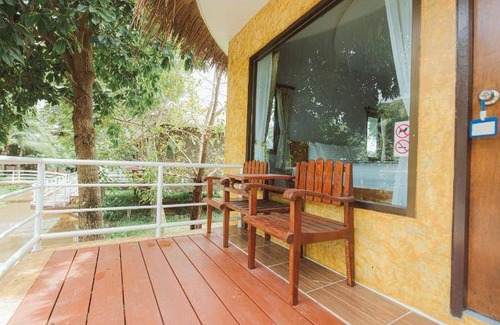 Phitsanulok Resort | 79 m² Resort ∙ 2 bedrooms ∙ 6 guests