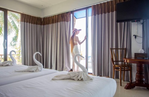 Bang Saphan Resort | 80 m² Resort ∙ 127 guests