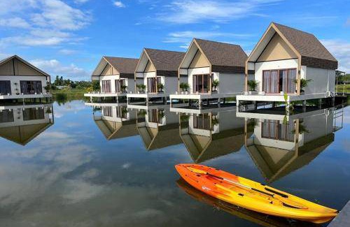 Chanthaburi Hotel | 95 m² Hotel ∙ 8 guests