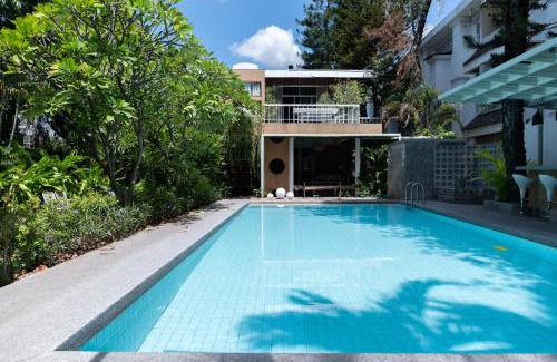 Old City Bed & Breakfast | A Day Villa Chiangmai