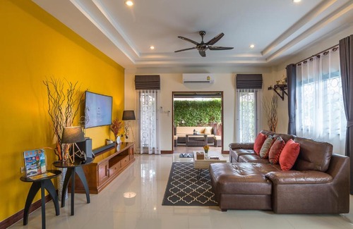 Krabi Villa | A-One Pool Villa Aonang Krabi