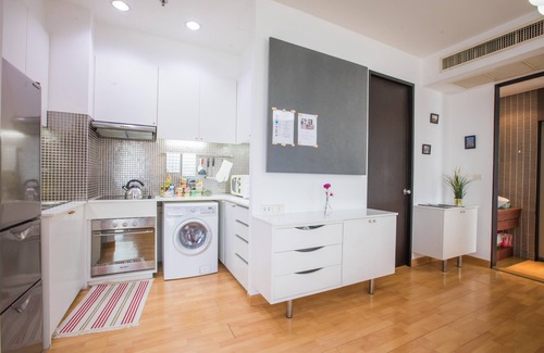 Bangkok Central Business District Condo | Asok Terminal 21 2BR@BTS/MRT Pool/Netflix 市中心购物中心(A)