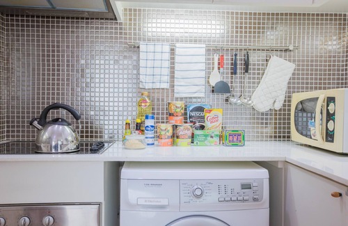 Bangkok Central Business District Condo | Asok Terminal 21 2BR@BTS/MRT Pool/Netflix 市中心购物中心(A)