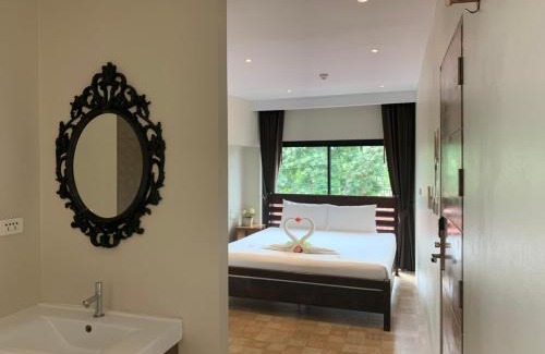 Chaweng City Center Resort | At Samui Boutique Hotel