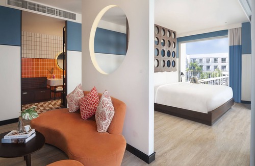 Chaweng City Center Hotel | Avani Chaweng Samui Hotel & Beach Club - Adults Only