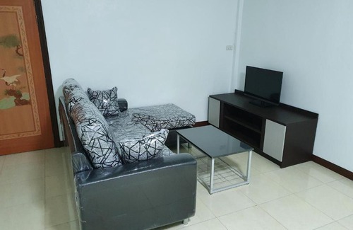 Phongprasan House | Bang Saphan Hostel