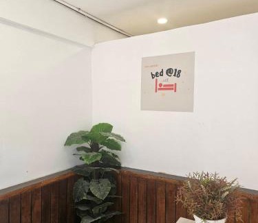 Bangkok Central Business District Hostel | BED at 18