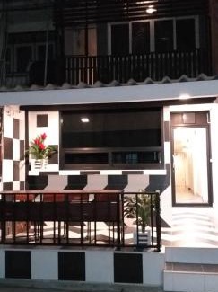 Ramkhamhaeng Hostel | Benjamas hostels