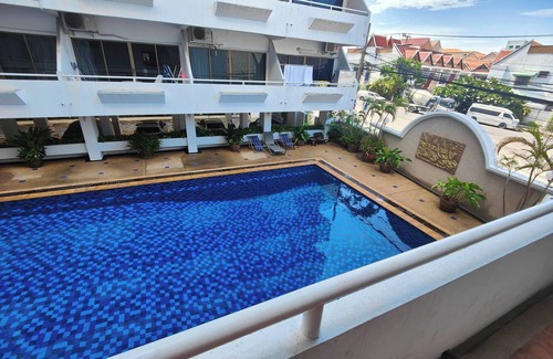 Pratumnak Hill Apartment | Big Appartment 101 80 Sqm