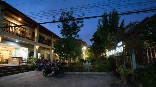 Maret Apartment | Buathong Place
