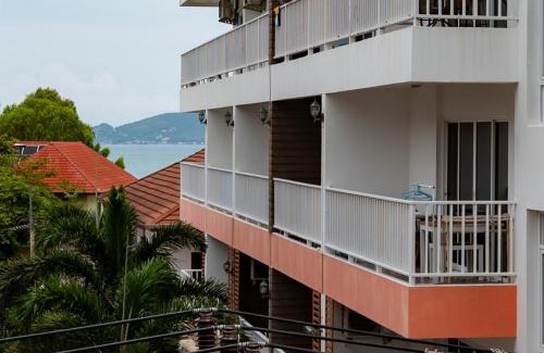 Pratumnak Hill Apartment | C-View Residence by Apartwell