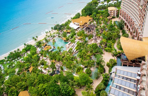 North Pattaya Hotel | Centara Grand Mirage Beach Resort Pattaya (SHA Extra Plus)