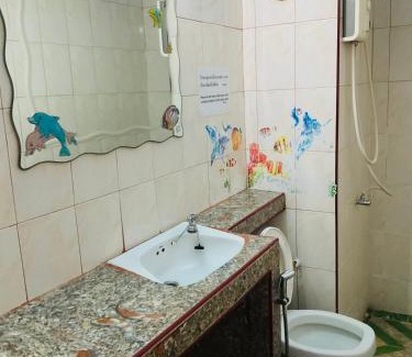 Ban Mai Hostel | Dailyroom by Anna C1-C9