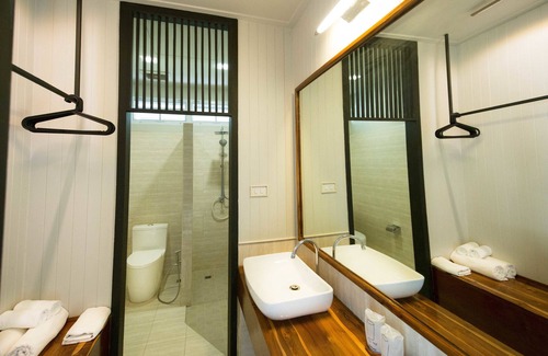 Mueang Kao Hostel | Dorm of Happiness by Tharaburi Resort
