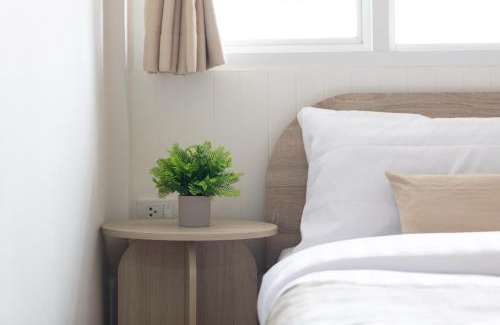 Yan Nawa Hostel | Ease at Sathorn Hostel and Coworking Space