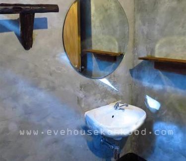 Ko Kood Hostel | Eve house koh kood