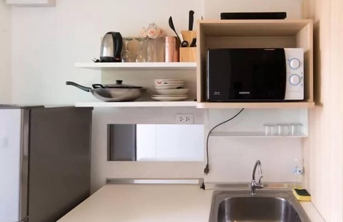 Bang Chak Apartment | Gfeel,F2. BTS sukhumvit, WIFI Pool GYM