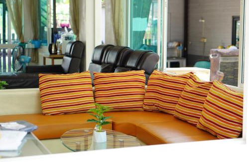 Lat Krabang Hostel | Grand Airport Resort