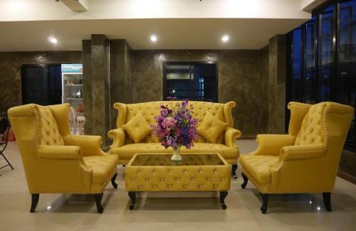 Mak Khaeng House | Green Garden Place