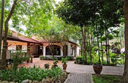 Lipa Noi Hostel | Hostel ∙ 2 guests