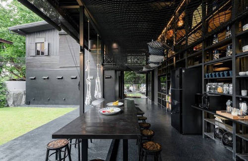 Thung Phaya Thai Hostel | Hostel ∙ 8 guests