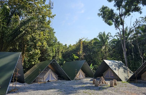 Khlong Sok Hostel | Hostel ∙ 8 guests