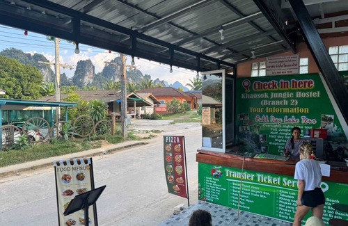 Khlong Sok Hostel | Hostel ∙ 8 guests