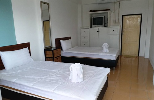 Lat Krabang Hostel | Hostel ∙ 8 guests