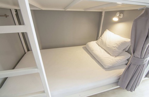 Siriraj Hostel | Hostel ∙ 8 guests