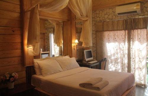 Chiang Rai Hostel | Huen Chan Thip