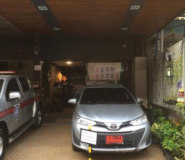 Siriraj Hostel | ICON HOSTEL