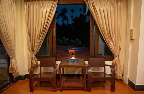 Wieng Hotel | JJ hut hotel
