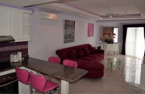 South Pattaya Condo | Jomtien Beach Condominium 3rd floor apt