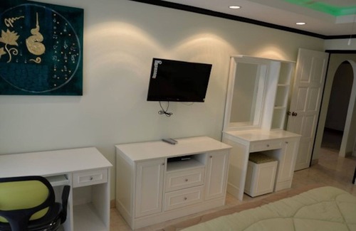 South Pattaya Condo | Jomtien Beach Fully Equipped Condominium 3rd floor apartment