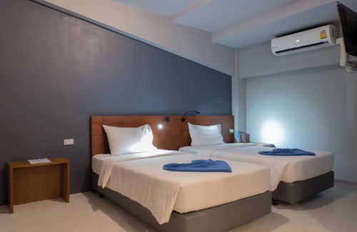 Downtown Krabi Hostel | Leisure Hostel