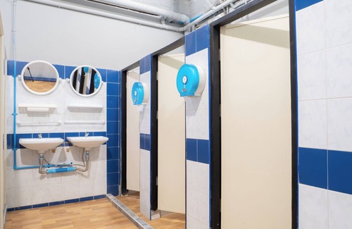 Downtown Krabi Hostel | Leisure Hostel