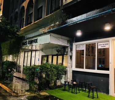 Arun Amarin Hostel | Lemon Tree Hostel Khaosan