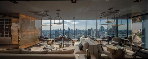 Khlong Toei Nuea Apartment | Luxury Central Asok/Terminal 21 Convenient for Grand Palace and MRT/BTS