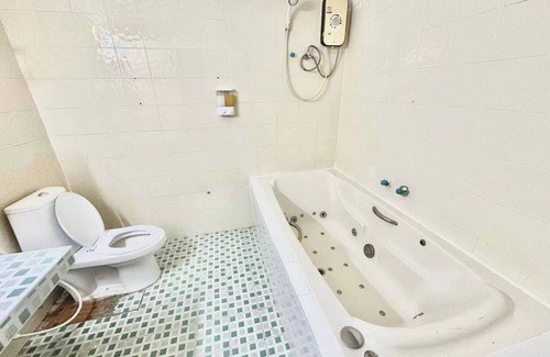 Bang Kho Laem Hostel | LZ Hostel