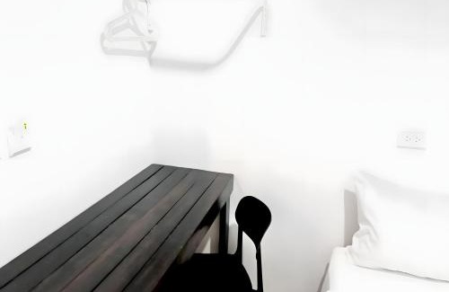Wat Bowon Niwet Hostel | Mitr Inn Khaosan Road - มิตรอินน์ ถนน ข้าวสาร
