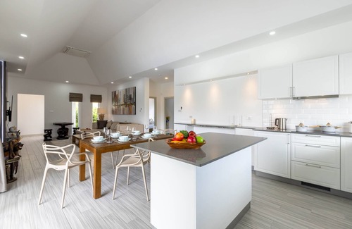 Hua Hin Villa | Modern 3 Bedroom Pool Villa MS24
