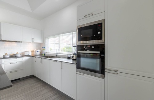 Hua Hin Villa | Modern 3 Bedroom Pool Villa MS24